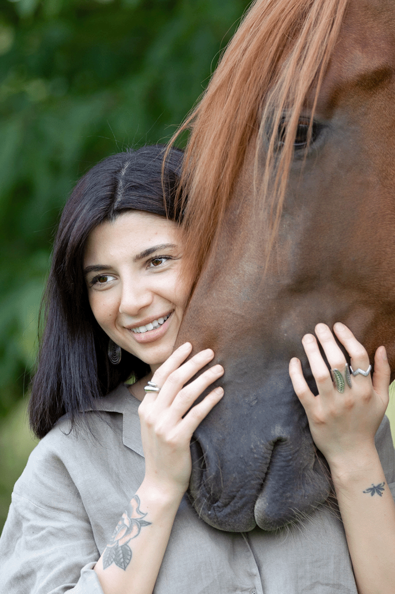 Maagondersteuning en zandbestrijding bij paarden