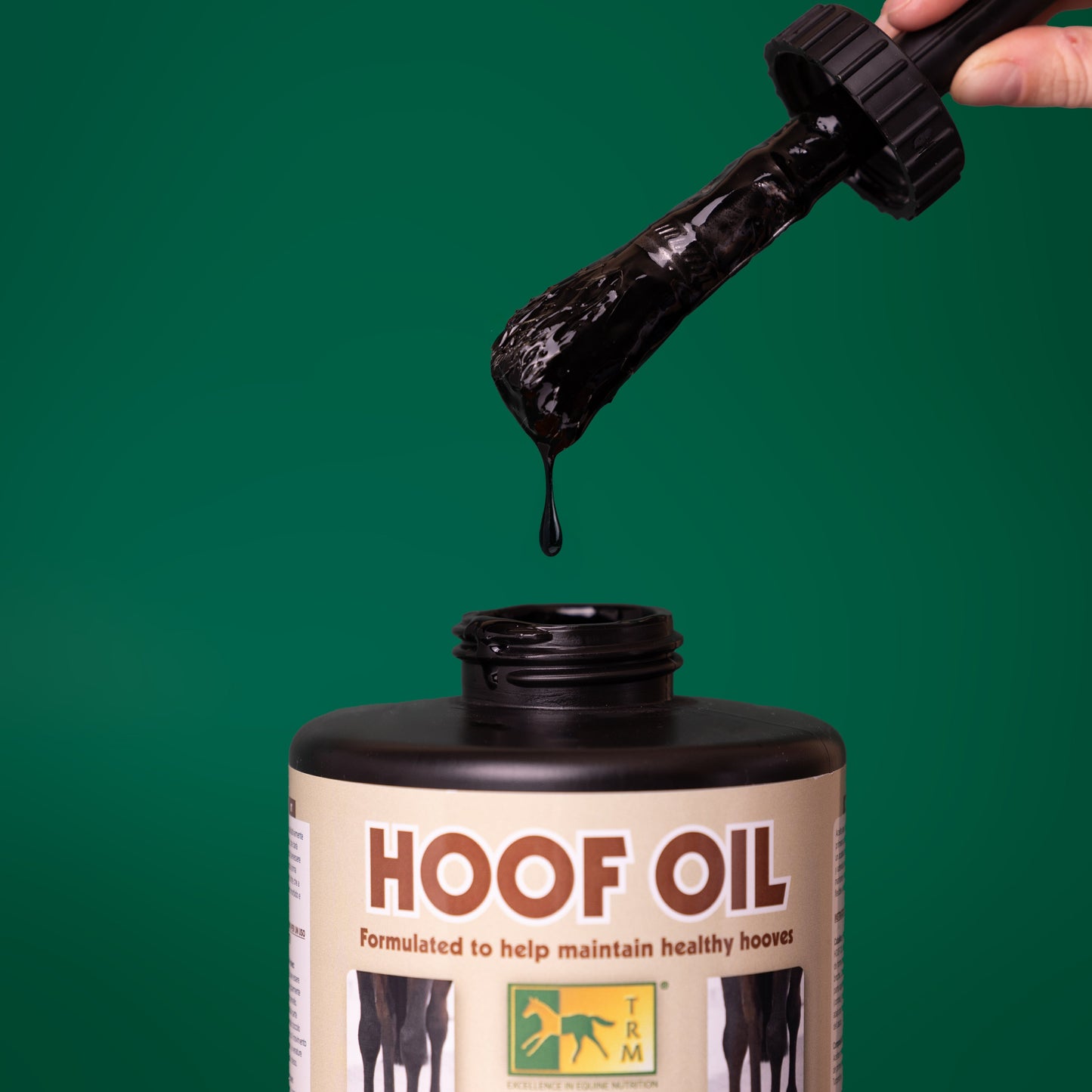 Hoof Oil Brush & Can